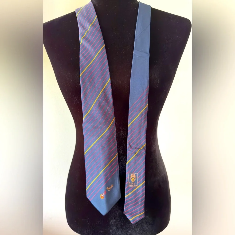 Gucci‎ silk tie